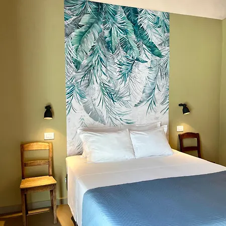 Dimora Di Dante 4* קיארמונטה גולפי