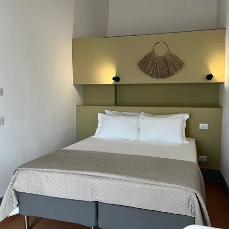 Dimora Di Dante קיארמונטה גולפי