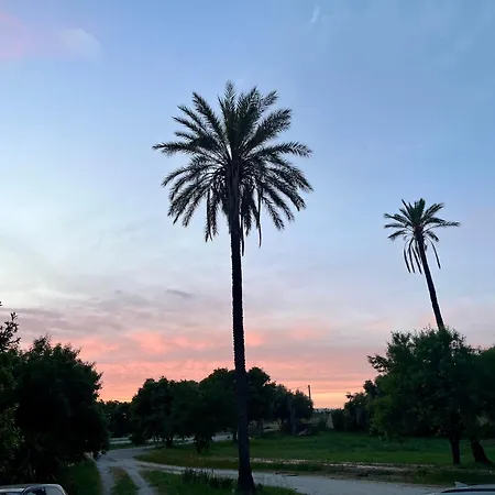 לינה וארוחת בוקר Dimora Di Dante 4*