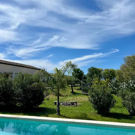 Dimora Di Dante 4* קיארמונטה גולפי