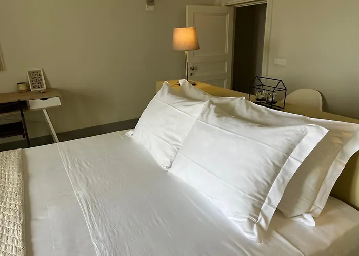 Dimora Di Dante Bed & Breakfast 4*